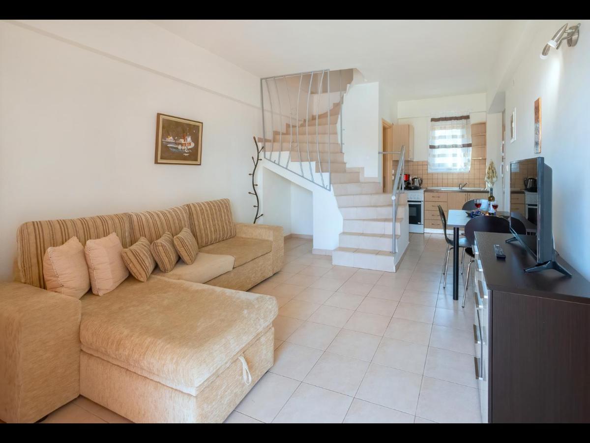 Blue Horizon Apartments&Maisonettes リメナリア エクステリア 写真